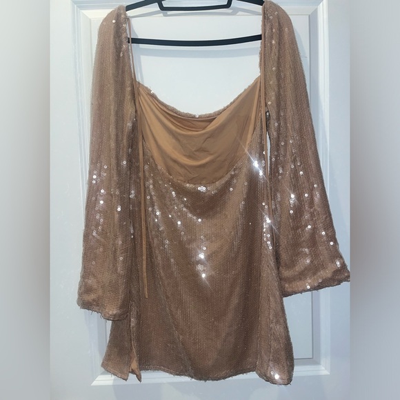 Gold sequin dress - Picture 6 of 6